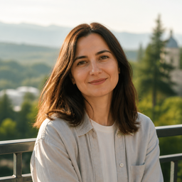 Portrait of მარინე ჯიქია